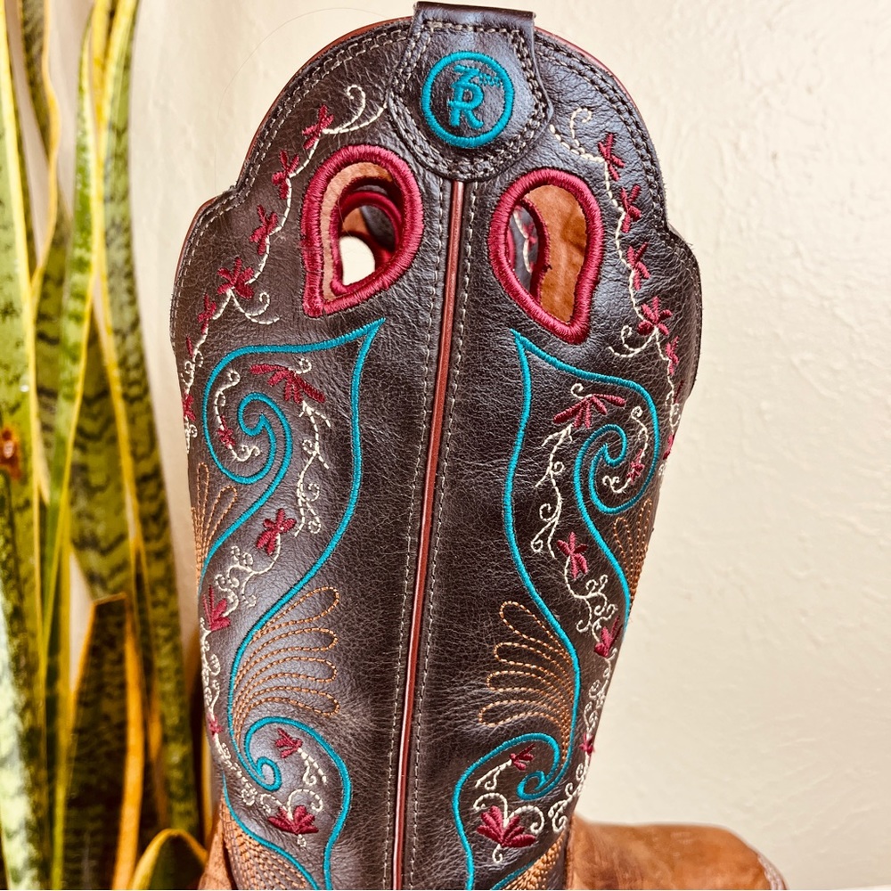 Tony Lama Brown Leather Western Heeled Boots with Turquoise & Red Embroidery - Picture 11 of 15
